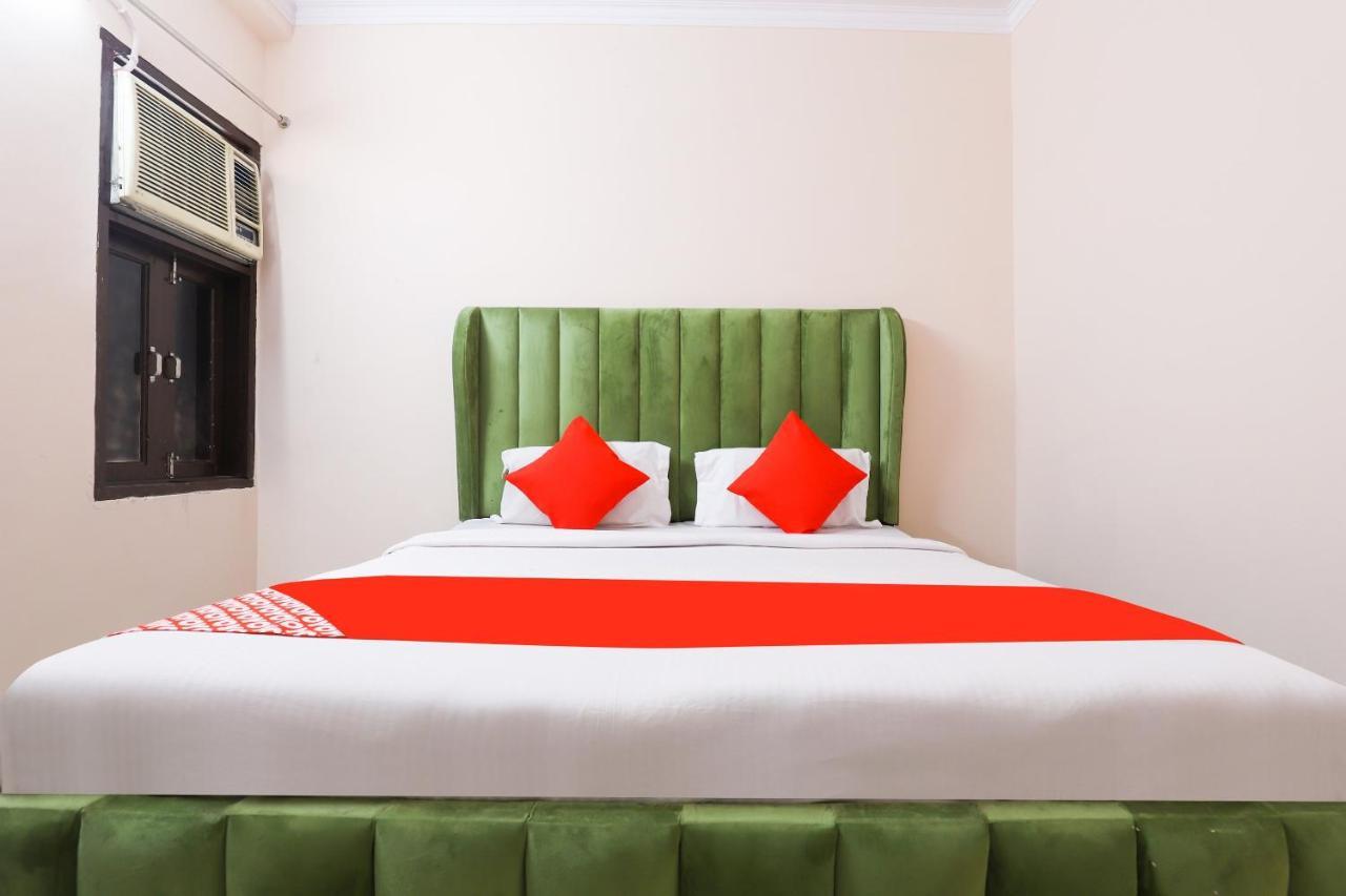 Oyo 77819 Shahdara Inn New Delhi Luaran gambar